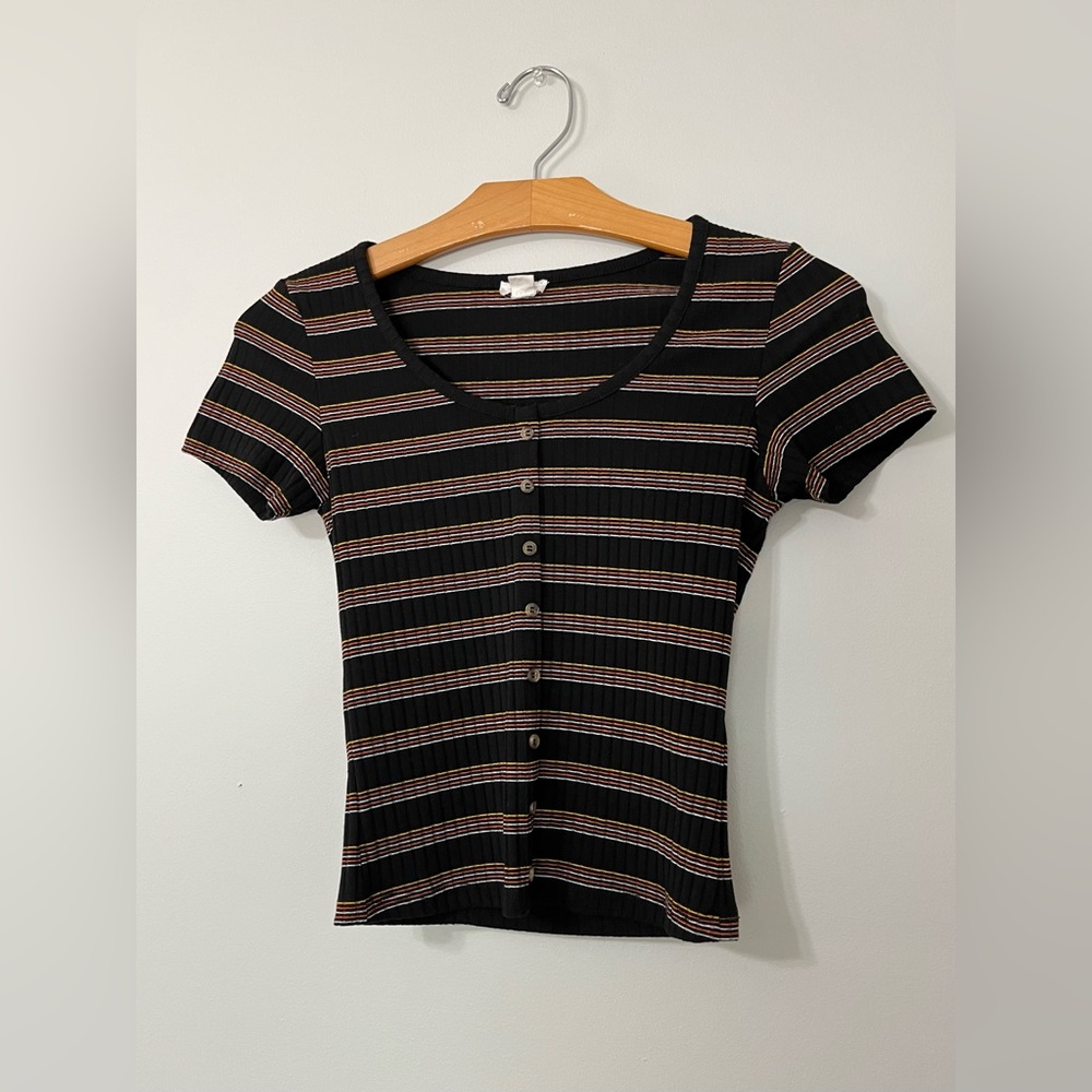 Women's Garage Semi-Cropped Button Down (XS)